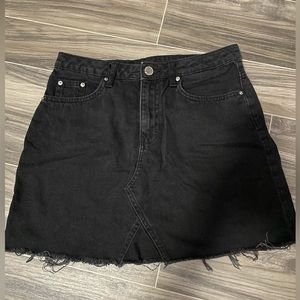 H&M Black denim mini skirt